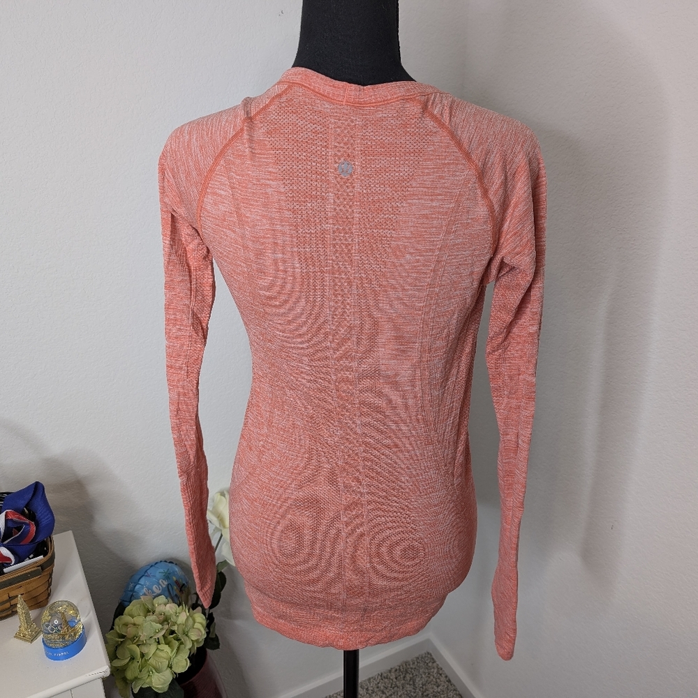 💘 Lululemon Run: Swiftly Tech Long Sleeve CrewSpace Dye Heathered Atomic Sz 6 - Picture 5 of 6